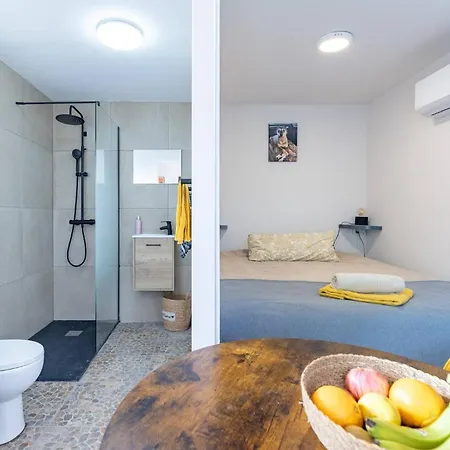 Tiny House Long-term Remote Work Near Valencia *