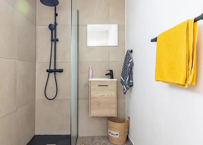 Tiny House Long-term Remote Work Near Valencia *