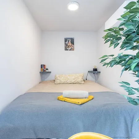 Tiny House Long-term Remote Work Near Valencia Διαμέρισμα Monserrat