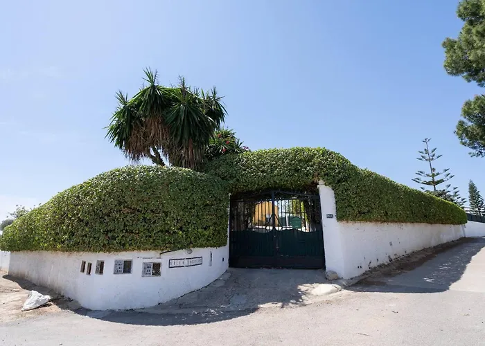Tiny House Long-term Remote Work Near Valencia * Monserrat